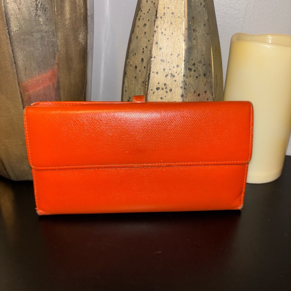 Chanel Vintage Coco Button Caviar Leather Continental Long Wallet - Picture 7 of 16